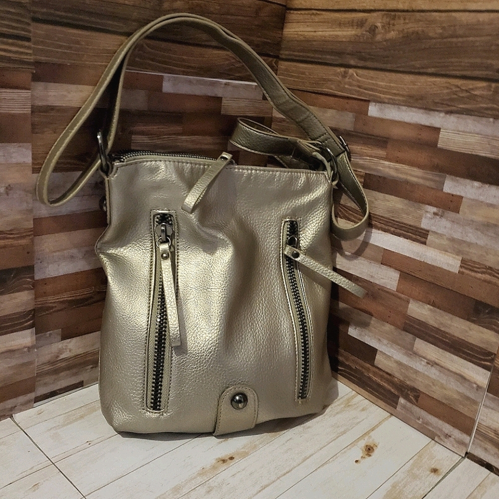 LP Blue Signature silver bag